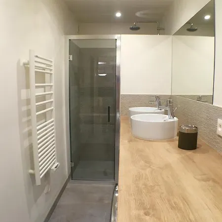 De 70 M² En 18th - Sagrado Corazón - Montmartre, Con 2 Habitación * París